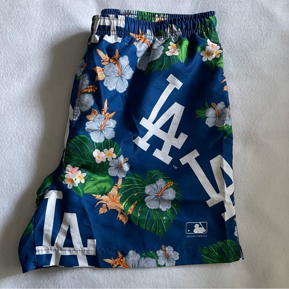 NWOT Los Angeles Dodgers Official Merchandise Floral Swimming Trunks 2XL - Picture 5 of 7